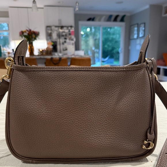 Coach Brown Leather Shoulder Bag - Picture 2 of 12